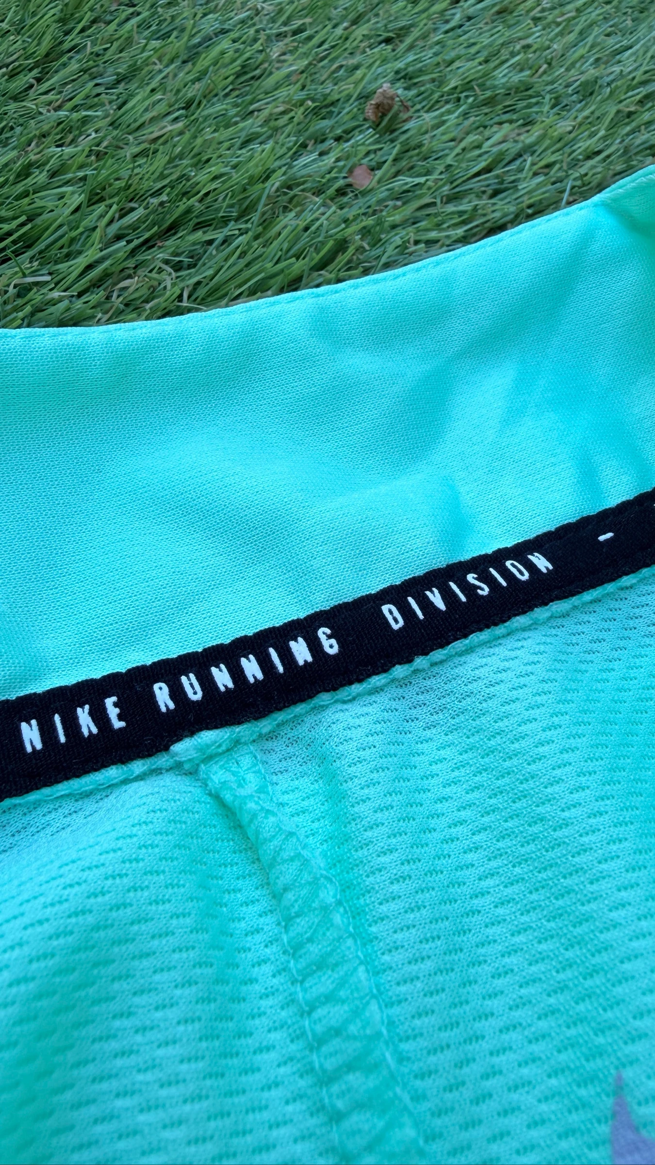 Sudadera Nike Running Division Verde Talla L – photo 5